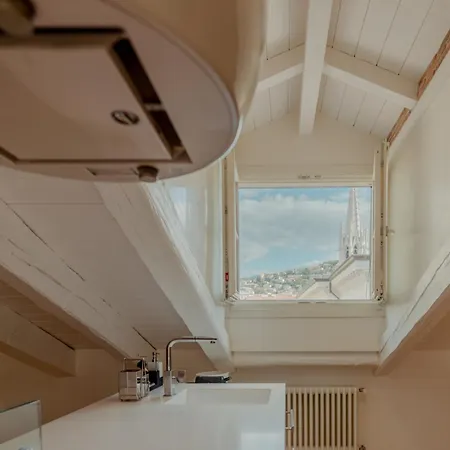 Aphrodite Luxury With Jacuzzi *