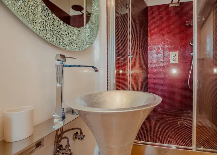 Daire Aphrodite Luxury With Jacuzzi Trieste