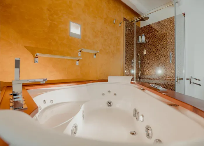 Daire Aphrodite Luxury With Jacuzzi